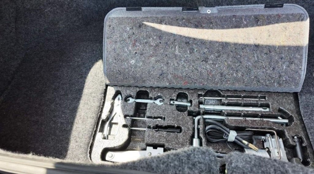 Used Honda NSX 2004 for sale - 77287482: Photo 8