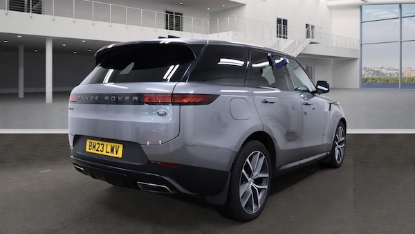 Used Land Rover Range Rover Sport 2023 for sale - 76256623: Photo 4