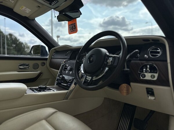 Used Rolls-Royce Cullinan 2019 for sale - 75653954: Photo 15