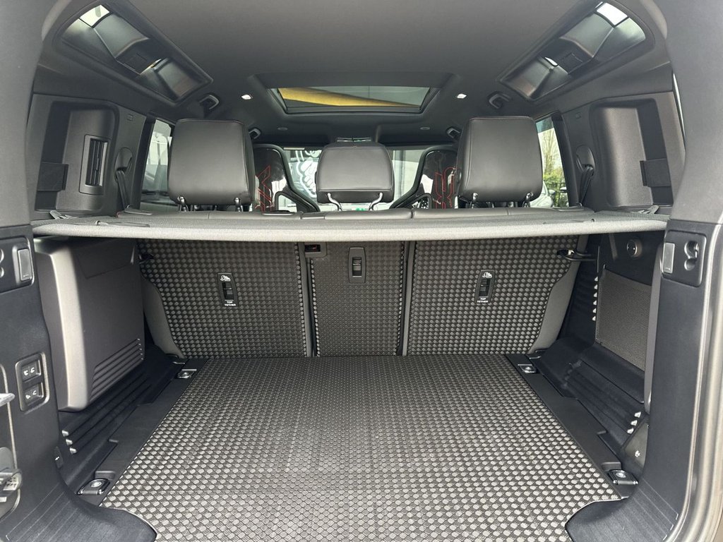 Used Land Rover Defender 2023 for sale - 78162502: Photo 47