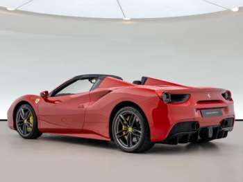 Used Ferrari 488 2018 for sale - 74747069: Photo