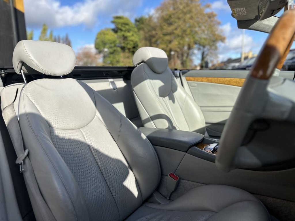 Used Mercedes-Benz S Class 2006 for sale - 76445770: Photo 17