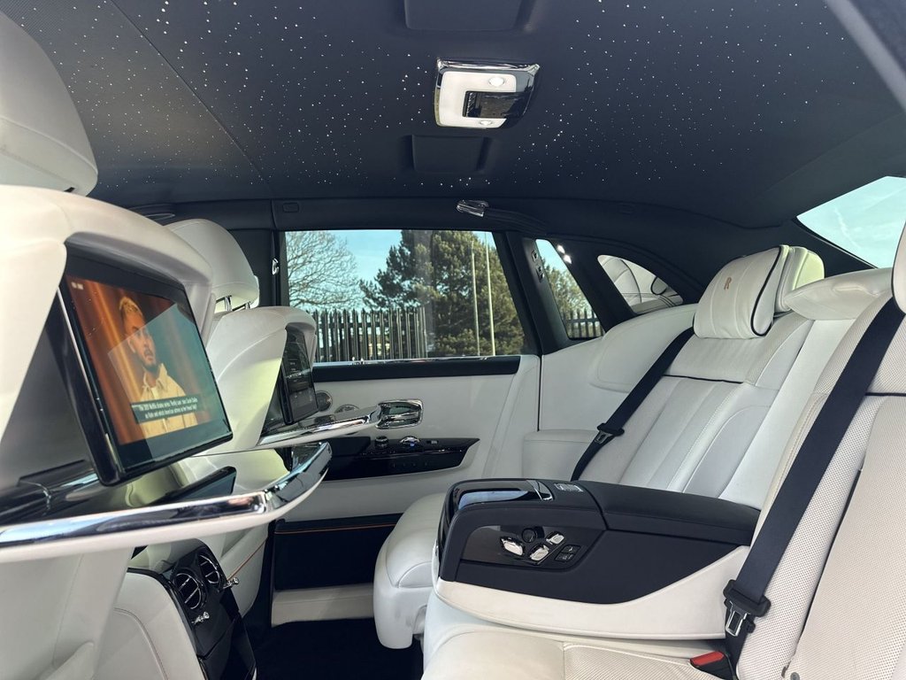 Used Rolls-Royce Phantom 2025 for sale - 78162405: Photo 38