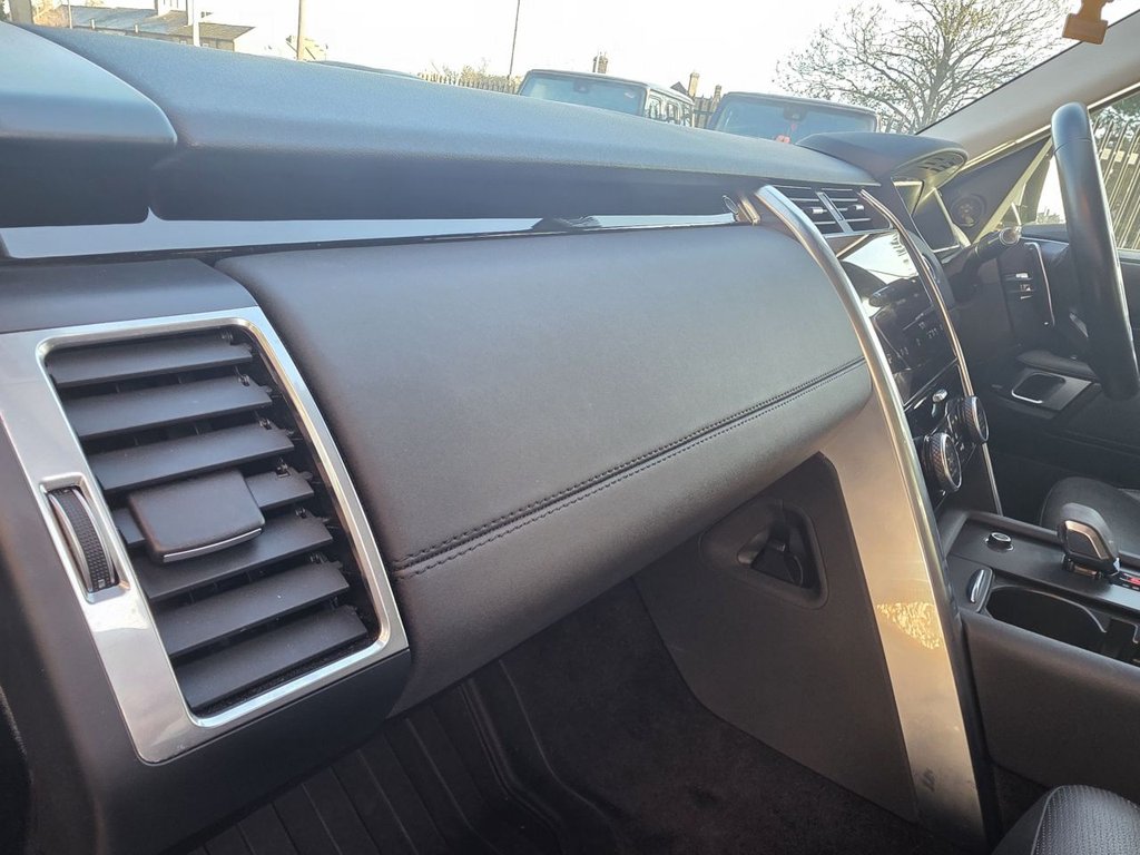 Used Land Rover Discovery 2021 for sale - 76698597: Photo 21