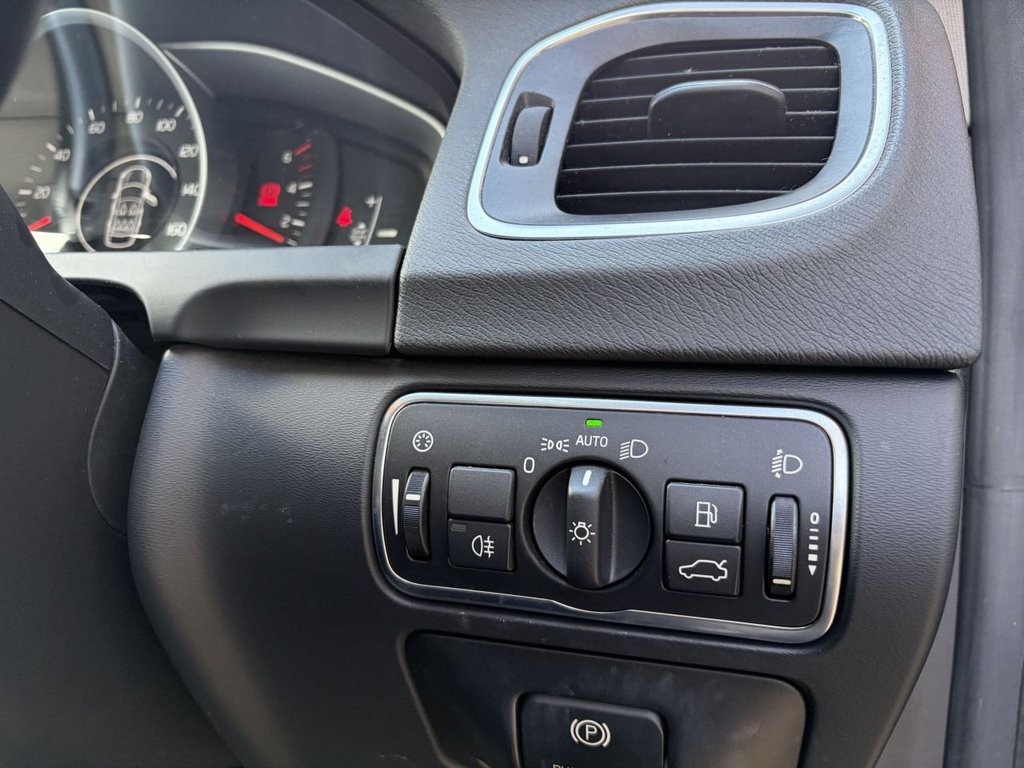 Used Volvo S60 2015 for sale - 78212951: Photo 18