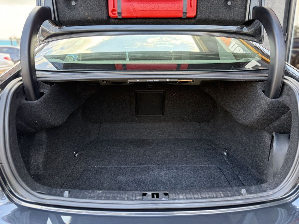 Used Volvo S60 2015 for sale - 78212951: Photo 21