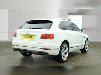 Used Bentley Bentayga 2018 for sale - 78162519: Photo