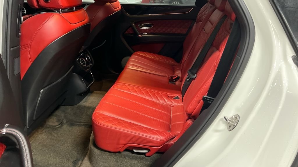 Used Bentley Bentayga 2018 for sale - 78162519: Photo 7