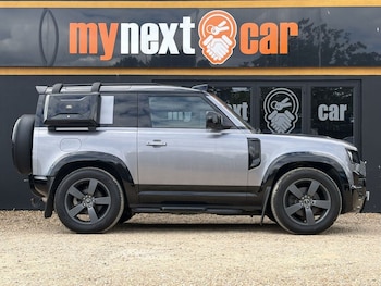 Used Land Rover Defender 90 2023 for sale - 79394517: Photo