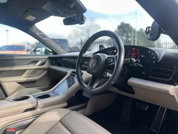 Used Porsche Taycan 2020 for sale - 74124002: Photo 14