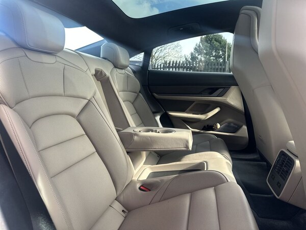 Used Porsche Taycan 2020 for sale - 74124002: Photo 25