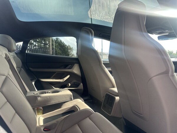 Used Porsche Taycan 2020 for sale - 74124002: Photo 26