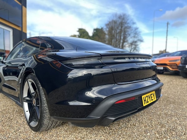 Used Porsche Taycan 2020 for sale - 74124002: Photo 9