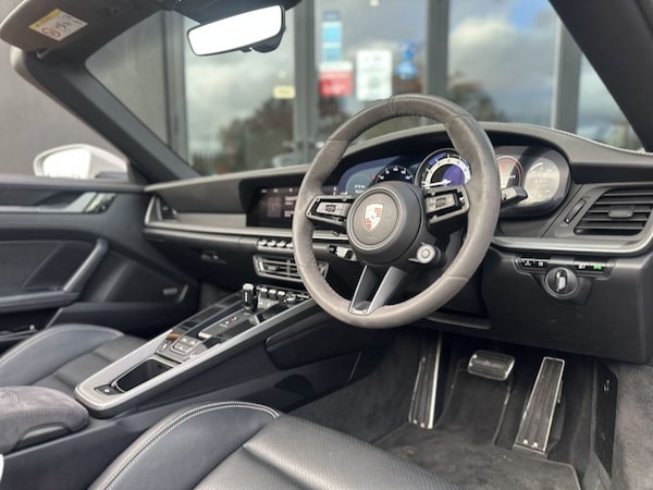 Used Porsche 911 2019 for sale - 76323401: Photo 24