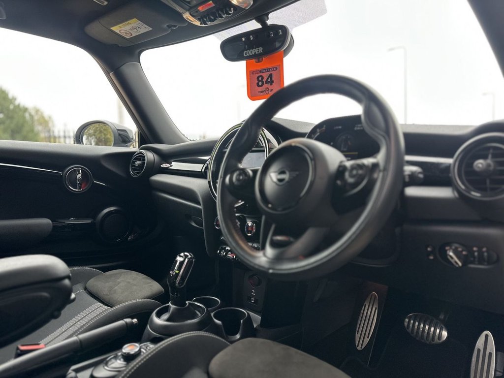 Used MINI Hatch 2020 for sale - 76236098: Photo 13