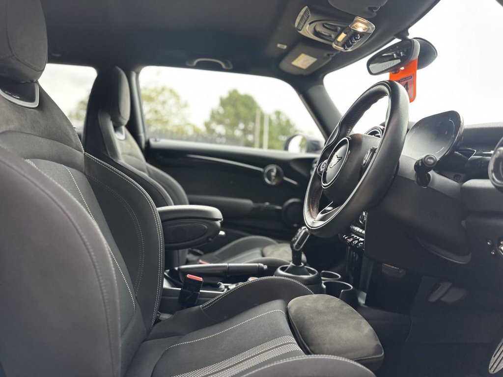 Used MINI Hatch 2020 for sale - 76236098: Photo 14