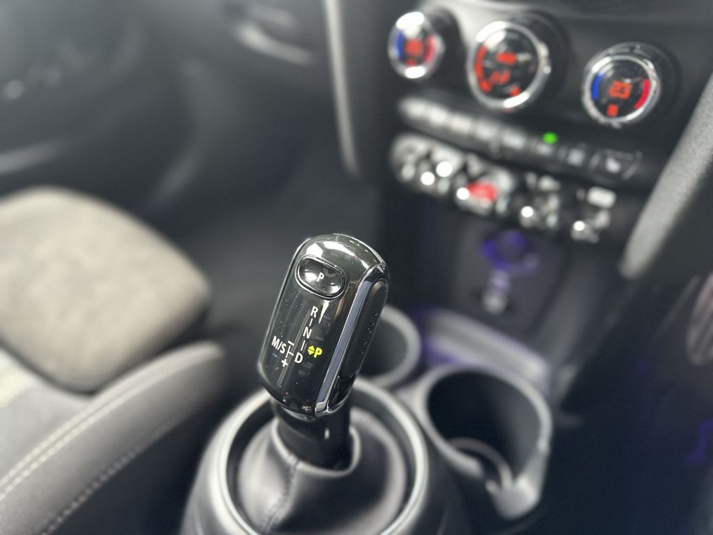 Used MINI Hatch 2020 for sale - 76236098: Photo 19