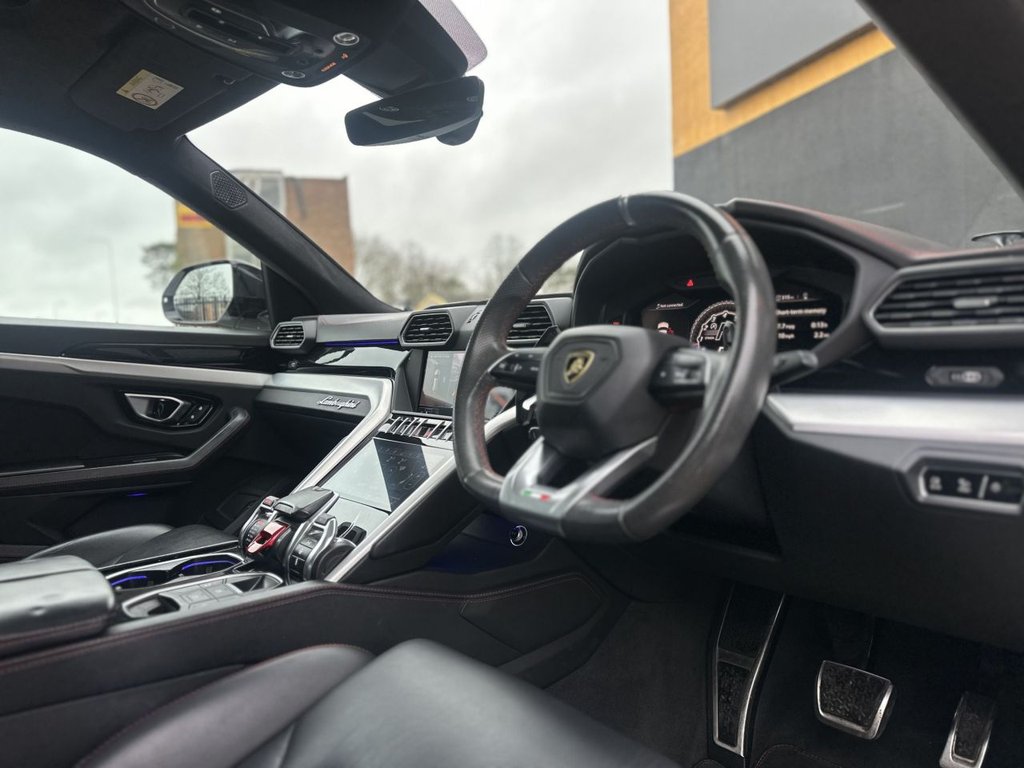 Used Lamborghini Urus 2018 for sale - 78162469: Photo 14