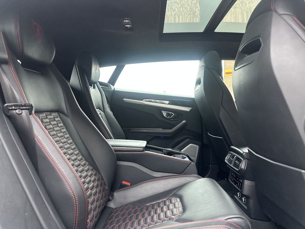 Used Lamborghini Urus 2018 for sale - 78162469: Photo 28
