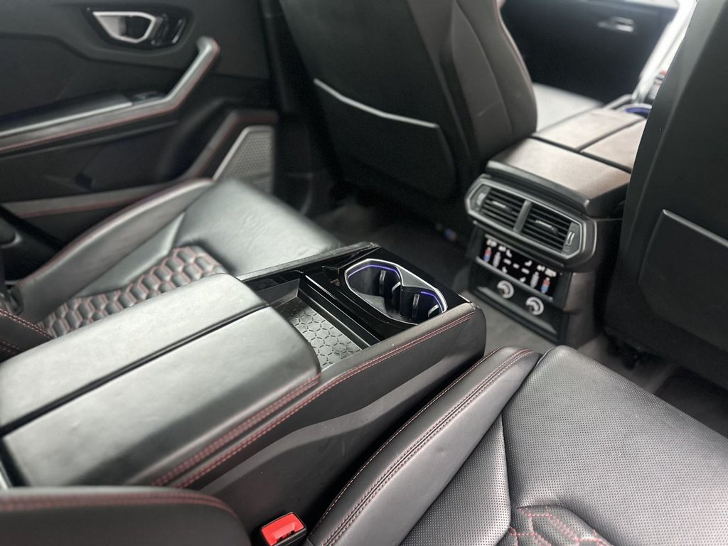 Used Lamborghini Urus 2018 for sale - 78162469: Photo 31