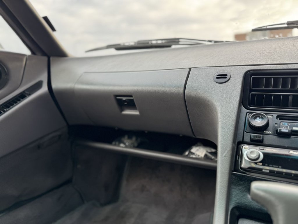 Used Porsche 928 1994 for sale - 78162421: Photo 23