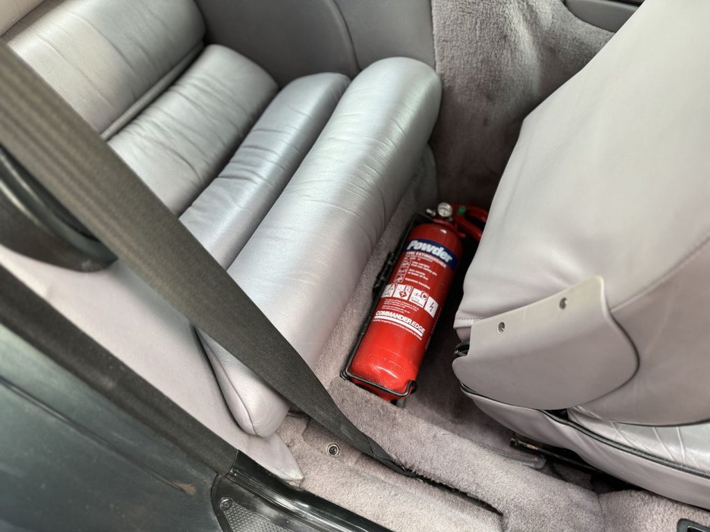 Used Porsche 928 1994 for sale - 78162421: Photo 28