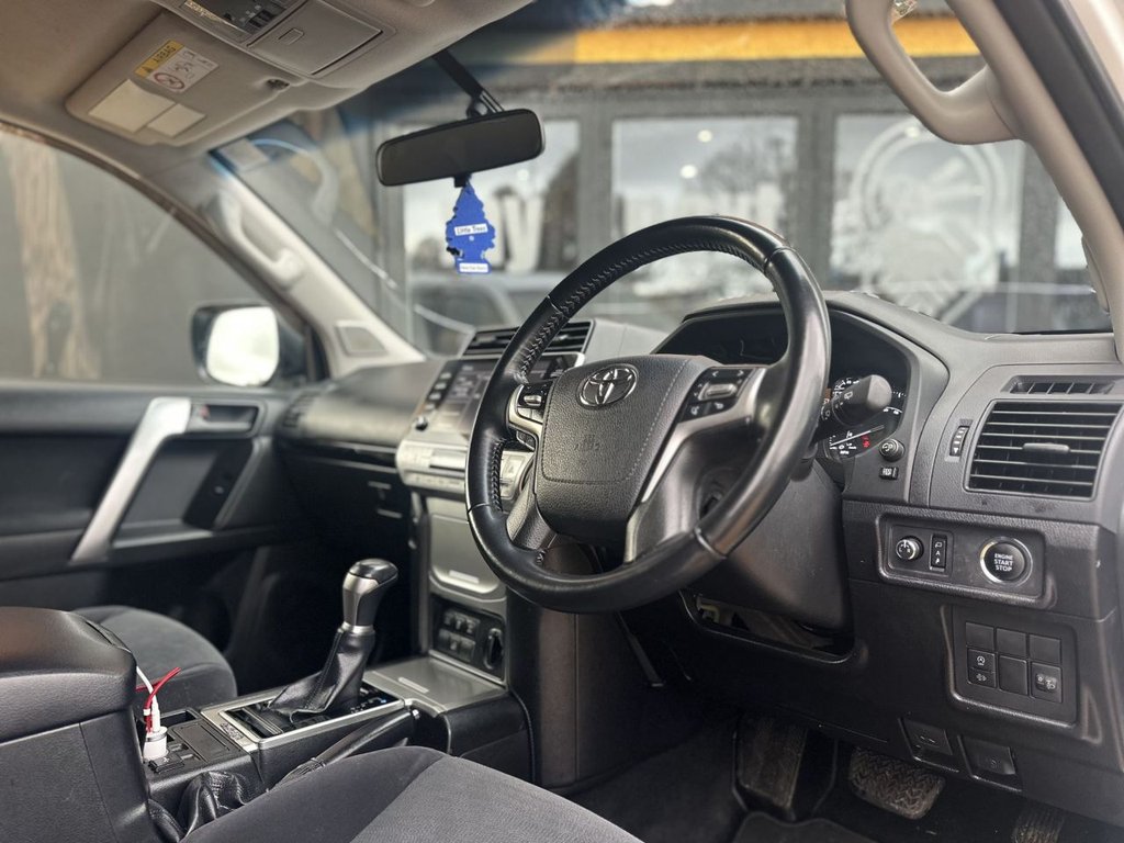 Used Toyota Land Cruiser 2022 for sale - 77236575: Photo 11