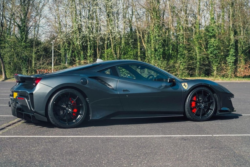 Used Ferrari 488 Pista 2019 for sale - 78167555: Photo 10
