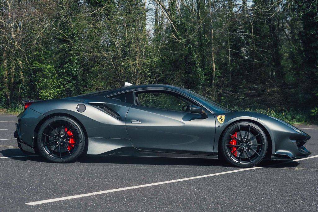 Used Ferrari 488 Pista 2019 for sale - 78167555: Photo 12