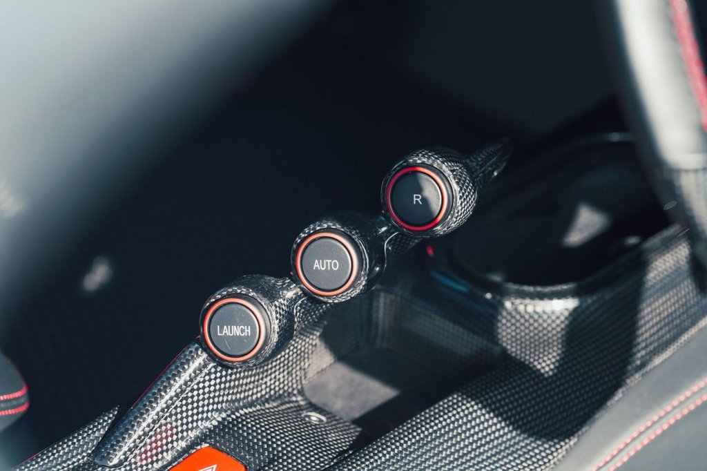 Used Ferrari 488 Pista 2019 for sale - 78167555: Photo 27