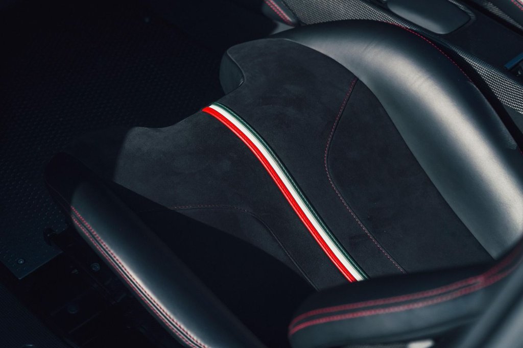 Used Ferrari 488 Pista 2019 for sale - 78167555: Photo 32