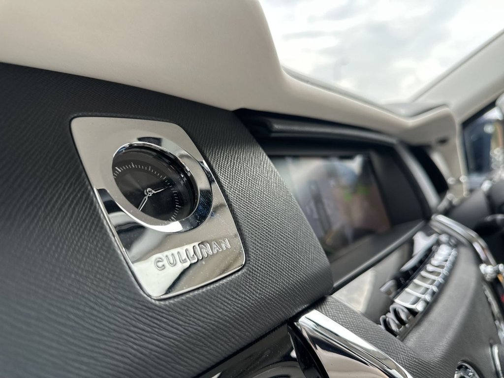 Used Rolls-Royce Cullinan 2021 for sale - 78162419: Photo 24