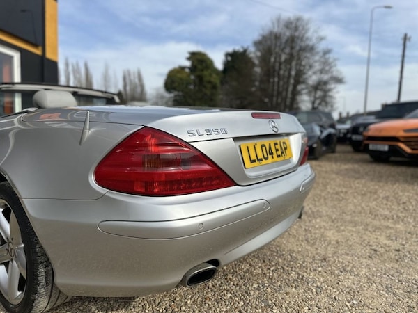 Used Mercedes-Benz SL 2004 for sale - 72956180: Photo 11