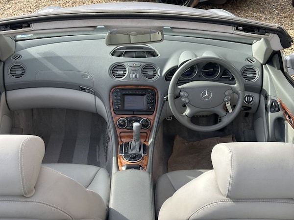 Used Mercedes-Benz SL 2004 for sale - 72956180: Photo 18