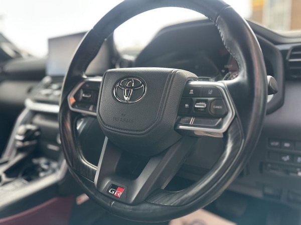 Used Toyota Landcruiser 2024 for sale - 74016460: Photo 17