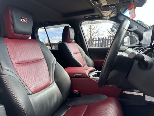 Used Toyota Landcruiser 2024 for sale - 74016460: Photo 18