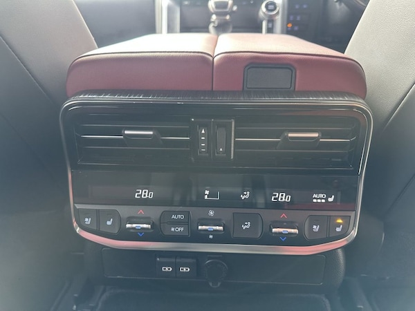 Used Toyota Landcruiser 2024 for sale - 74016460: Photo 30
