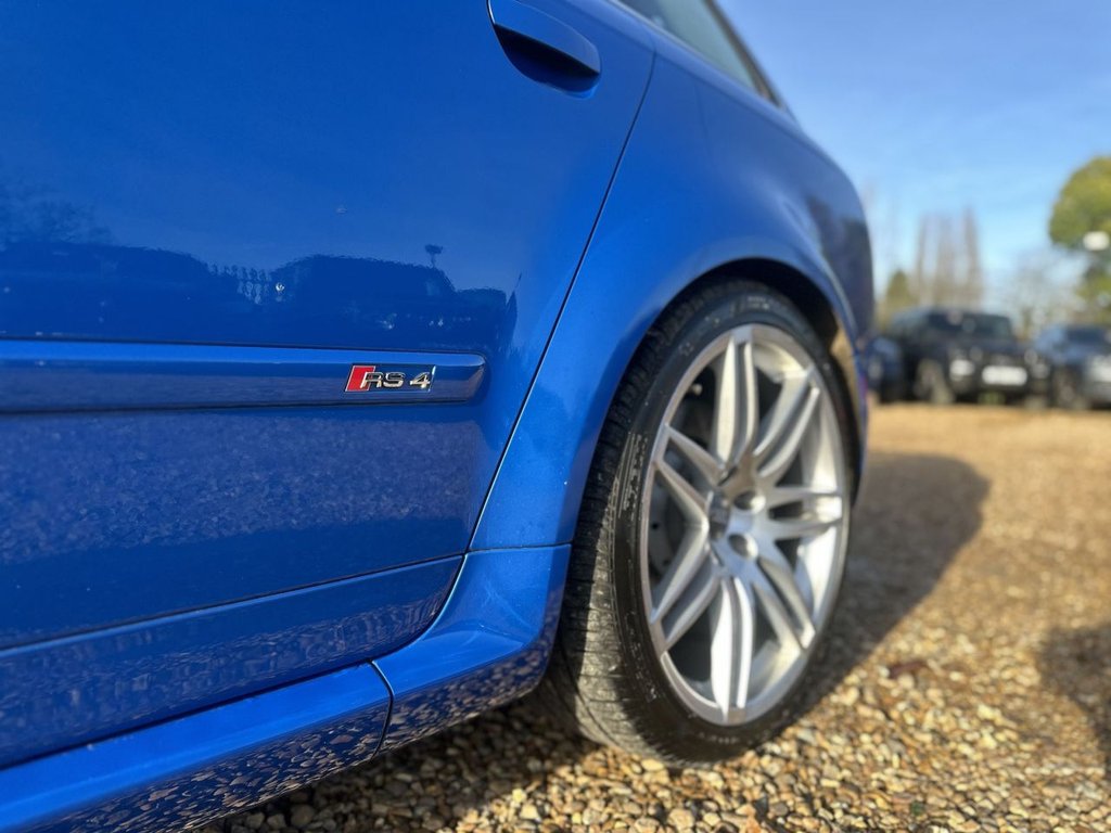 Used Audi RS4 2006 for sale - 78162439: Photo 8