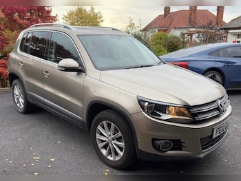 Volkswagen - Tiguan