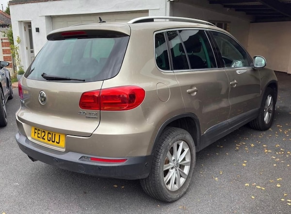Used Volkswagen Tiguan 2012 for sale - 76250171: Photo 2