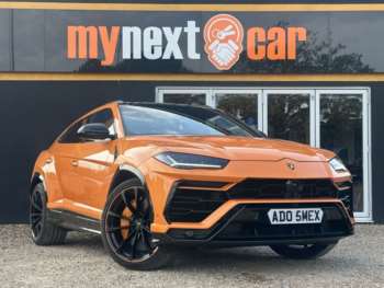 2022 (22) - 4.0 V8 BiTurbo Pearl Capsule SUV 5dr Petrol Auto 4WD Euro 6 (650 ps)