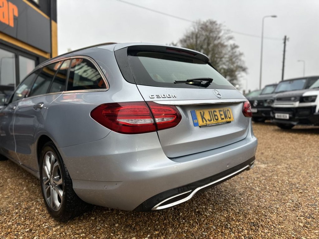 Used Mercedes-Benz C Class 2016 for sale - 76582702: Photo 7