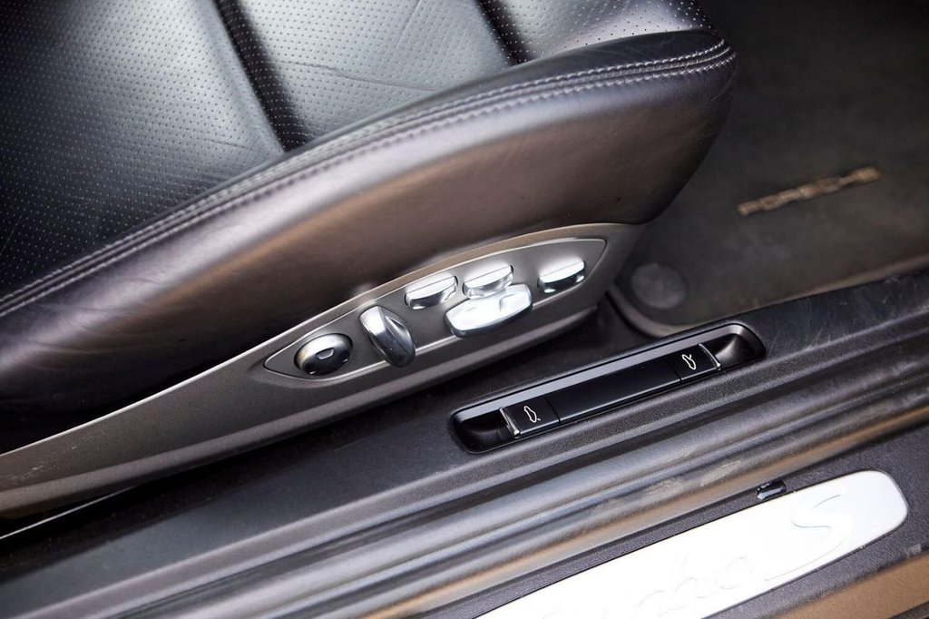 Used Porsche 911 2016 for sale - 77212477: Photo 22