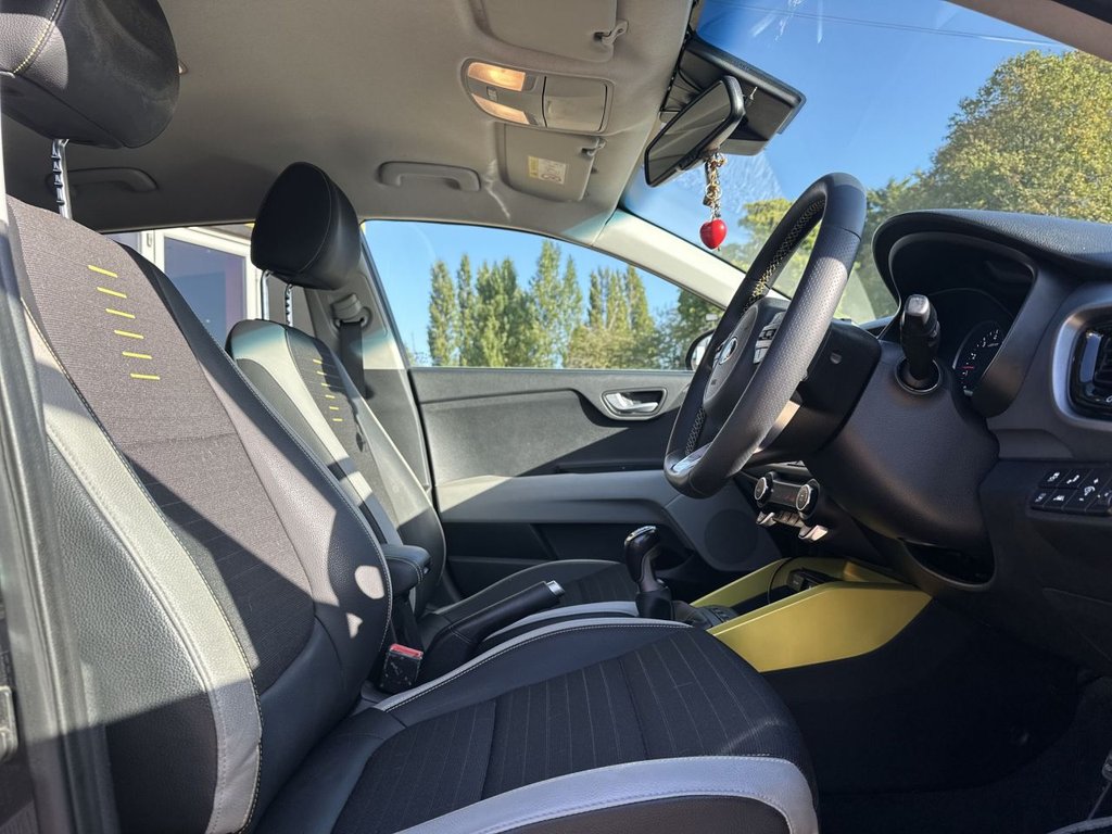 Used Kia Stonic 2018 for sale - 76029193: Photo 12