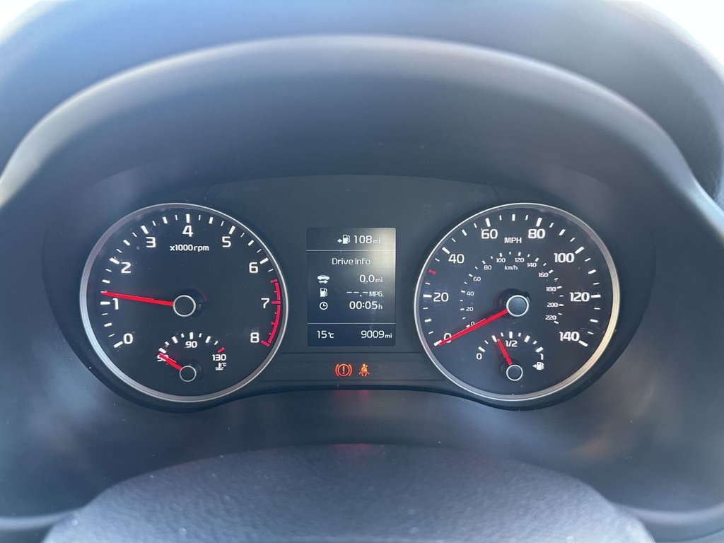 Used Kia Stonic 2018 for sale - 76029193: Photo 14