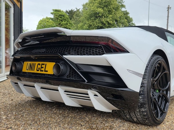Used Lamborghini Huracan 2020 for sale - 74649822: Photo 20