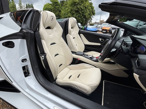 Used Lamborghini Huracan 2020 for sale - 74649822: Photo 28