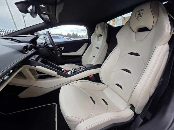 Used Lamborghini Huracan 2020 for sale - 74649822: Photo 31