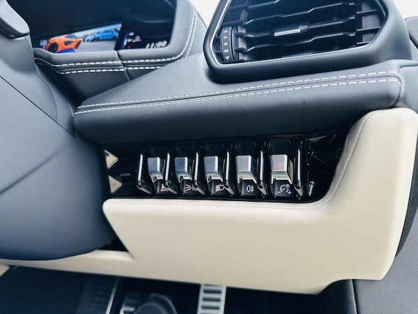 Used Lamborghini Huracan 2020 for sale - 74649822: Photo 39