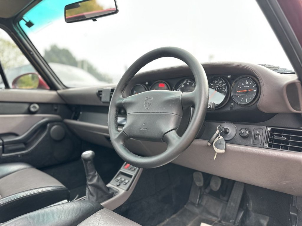 Used Porsche 911 1996 for sale - 76469940: Photo 17